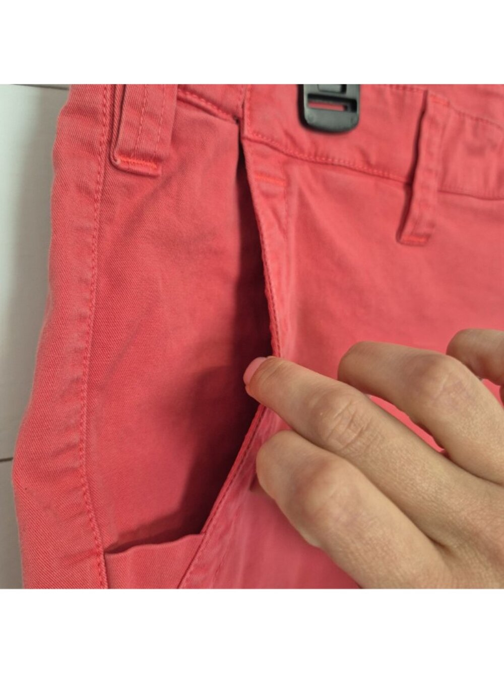 Orvis Men's Casual Red Cotton Shorts Size 38 NWT - Picture 2 of 7